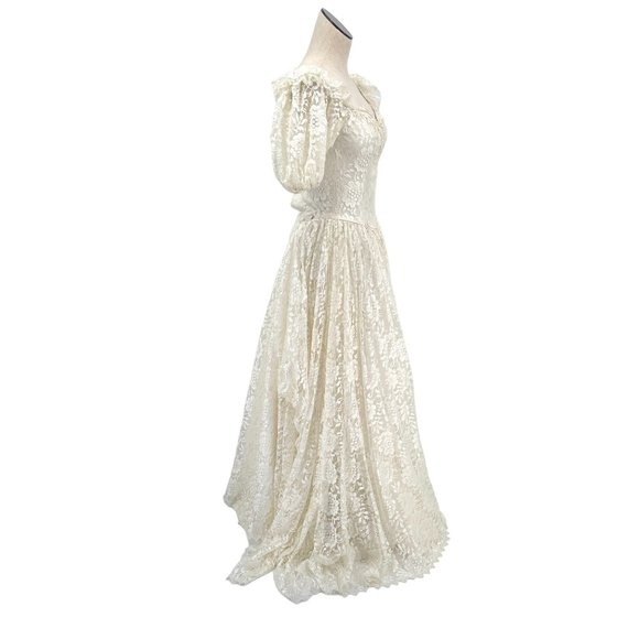 1980's Union Made Princess Ball Gown White Lace Puff Sleeve Beaded Dress - Picture 10 of 14